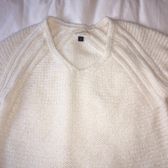 NWOT Universal Thread Oversized Sweater - XS - Picture 7 of 14